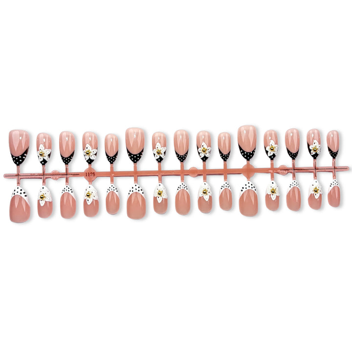 Elegant Themed Press-On Nail Collection