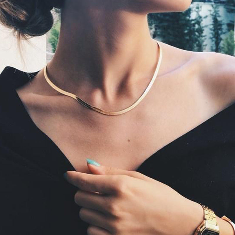 Sleek Snake Chain Necklace Stornfield