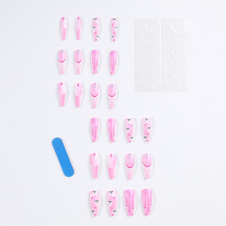 Artificial nails in a modern and elegant design Stornfield
