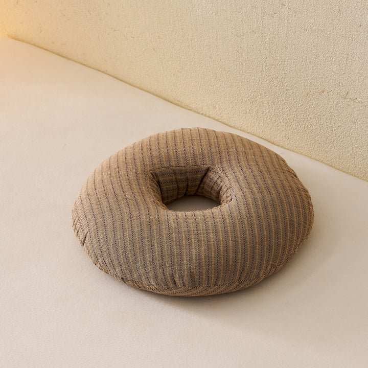 Comfortable donut pillow with ergonomic design Stornfield