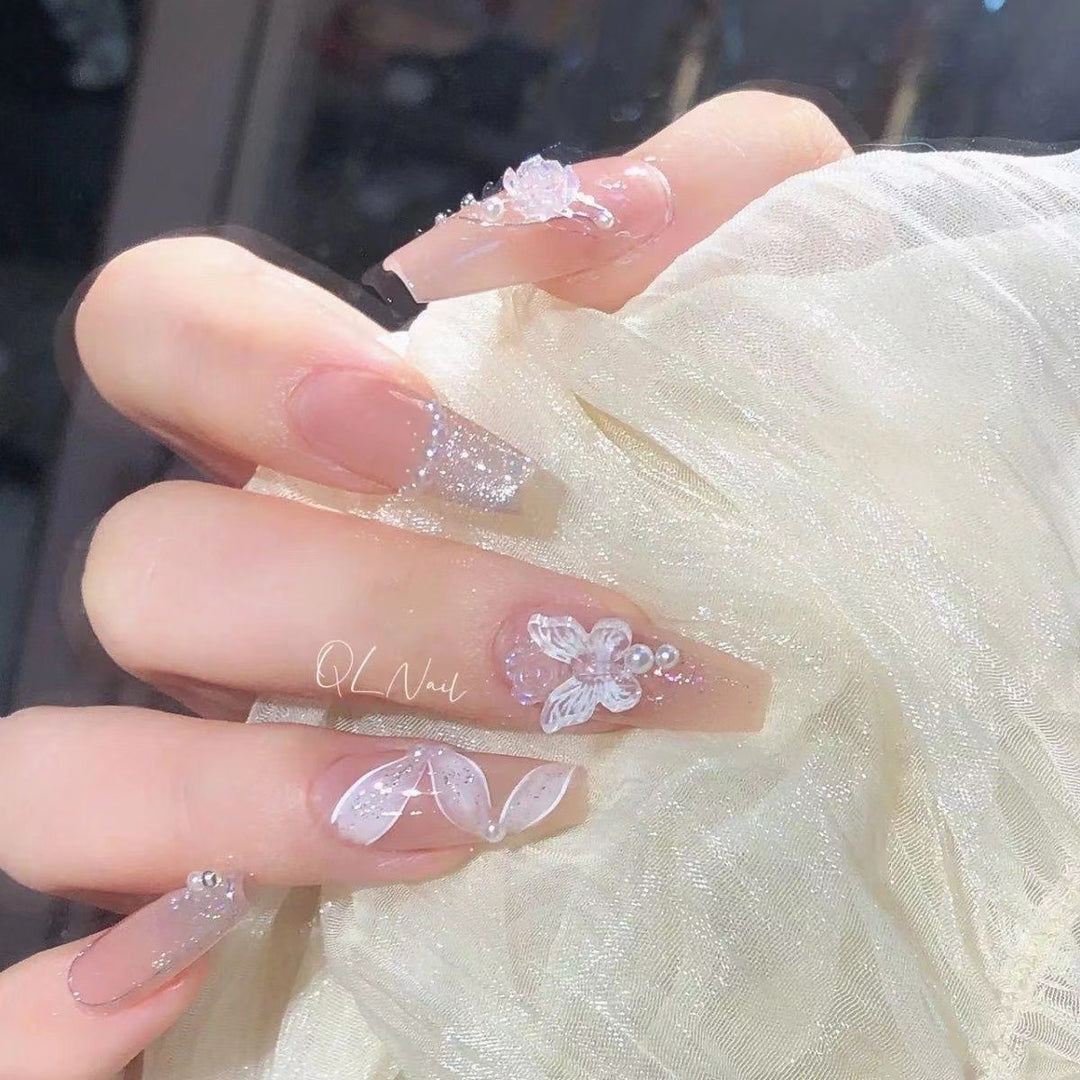 Artistic Floral-Design Press-On Nail Set Stornfield
