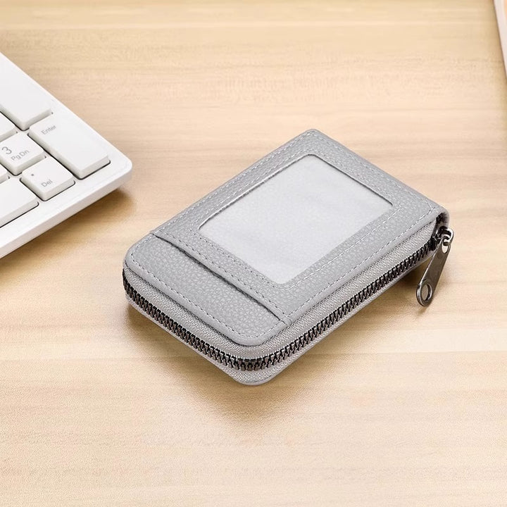 Compact Zippered Card Holder Stornfield