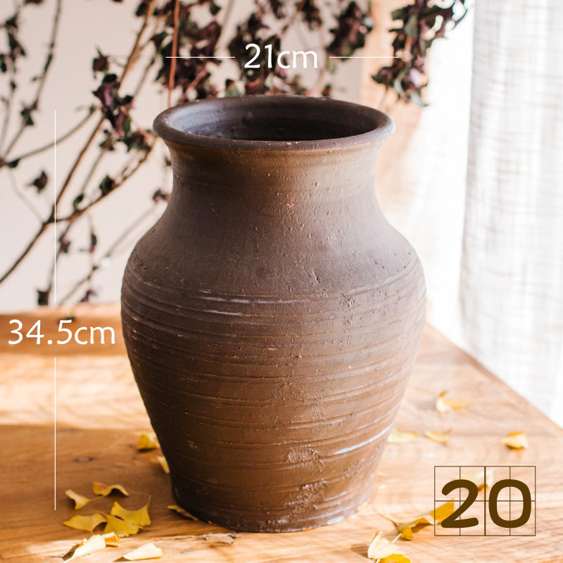 Rustic ceramic pot with handmade design Stornfield