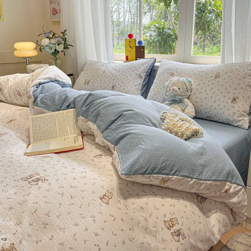 Lightweight Decorative Bedding Set