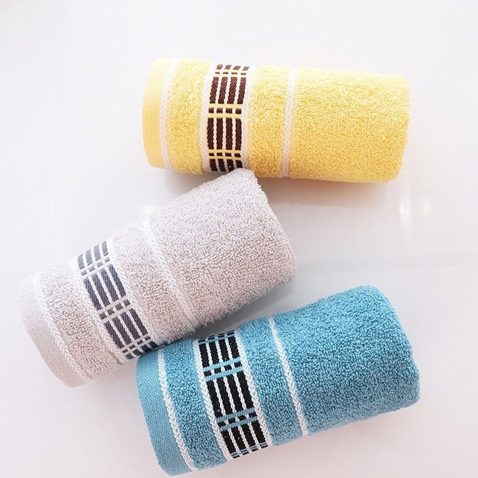 Women's Premium Terry Bath Towel with Elegant Pattern Stornfield