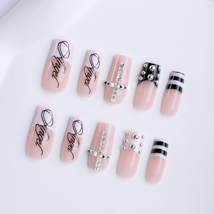 Artificial nails with glamorous 3D decorations Stornfield