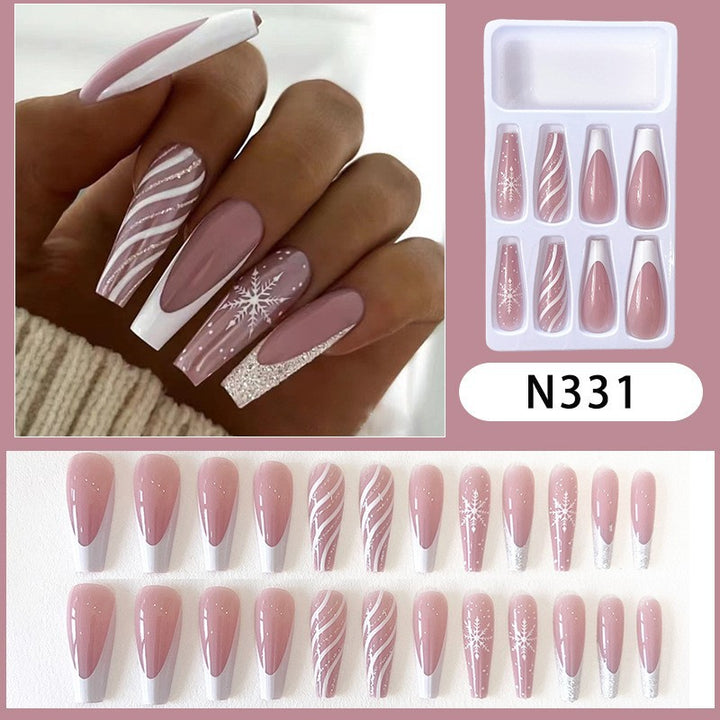Elegant and creative art nails Stornfield