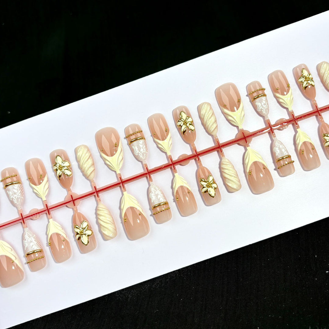 Decorative Press-On Nail Set