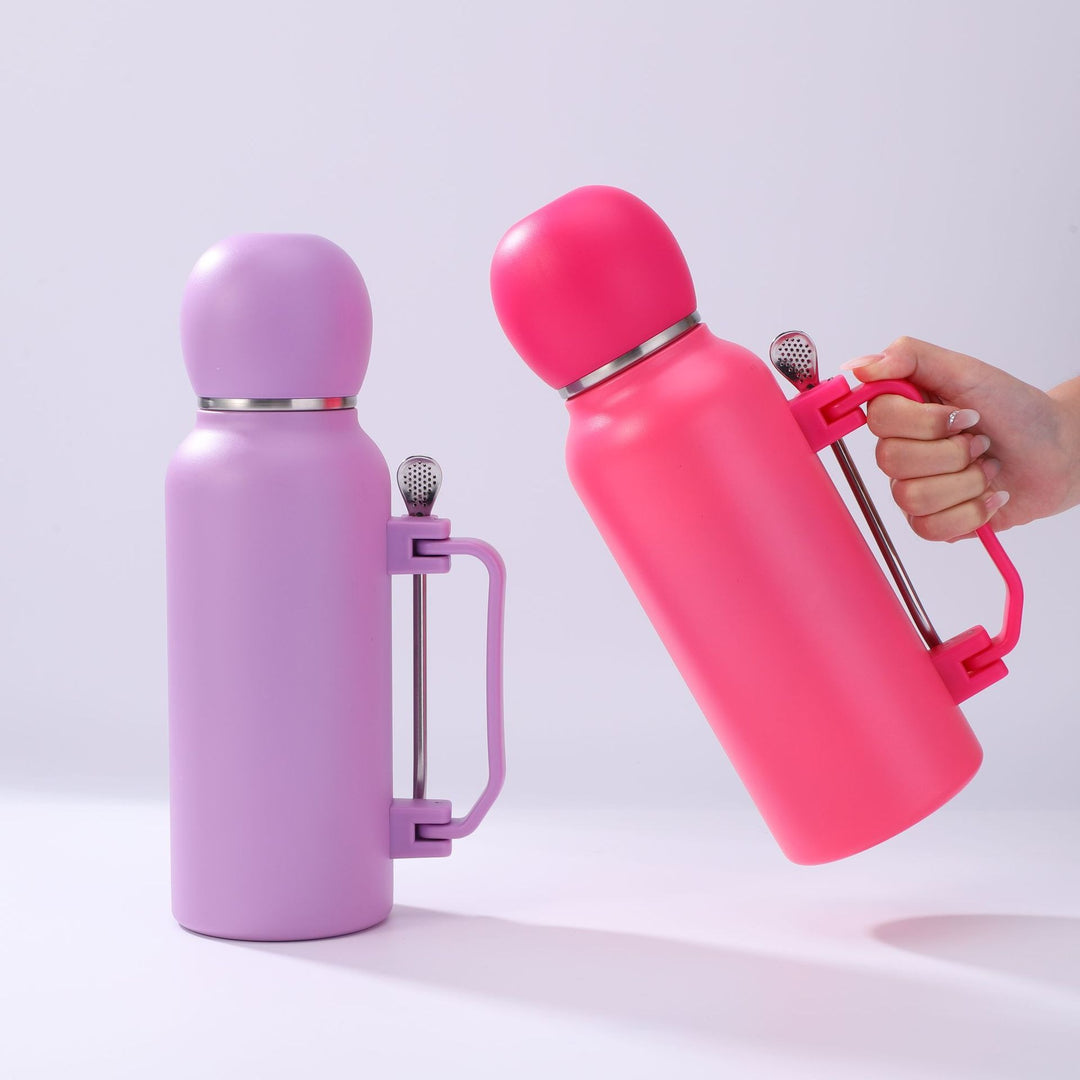 Women practical insulated bottle with integrated tea strainer Stornfield