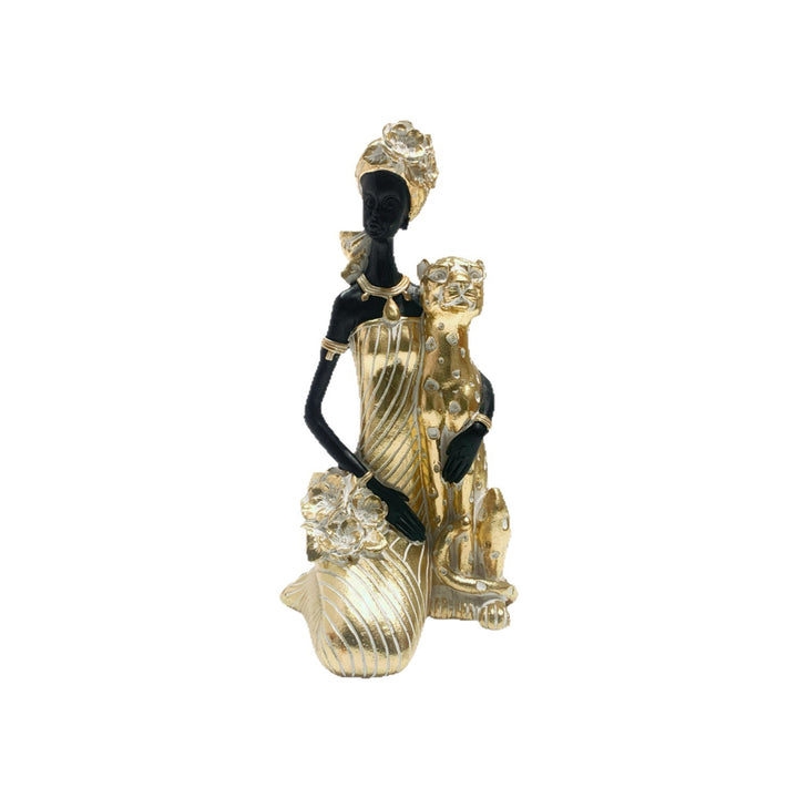 Elegant sculpture with leopard casting Stornfield