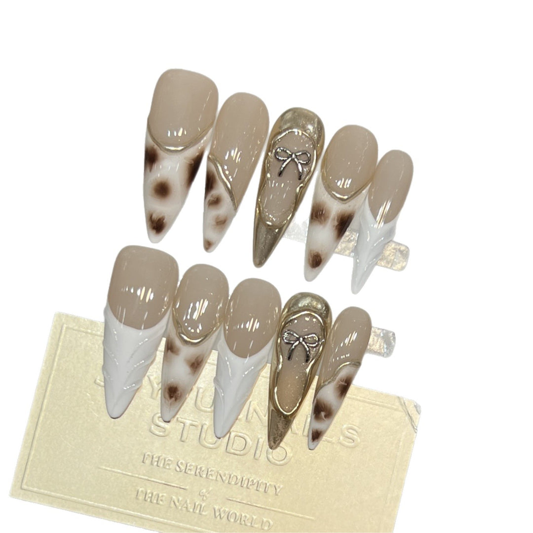 Decorative Stiletto Press-On Nail Art Set with Unique Design Elements Stornfield