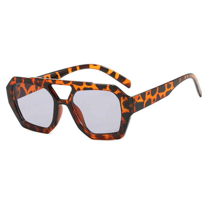 Women's geometric sunglasses made of durable plastic with polarized lenses Stornfield