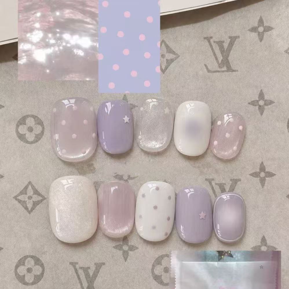 Elegant Press-On Nail Art Set with Bow and Dots Stornfield
