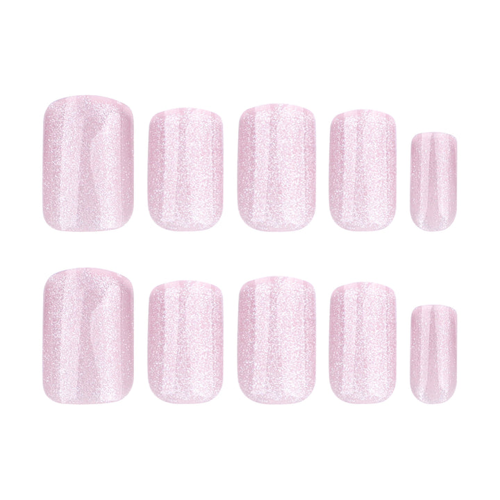 Artificial nail art with elegant shine Stornfield