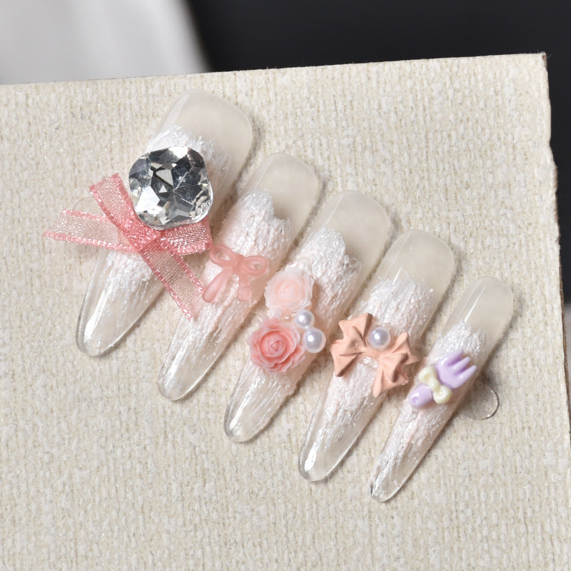 Decorative Floral Nail Press-On Set Stornfield