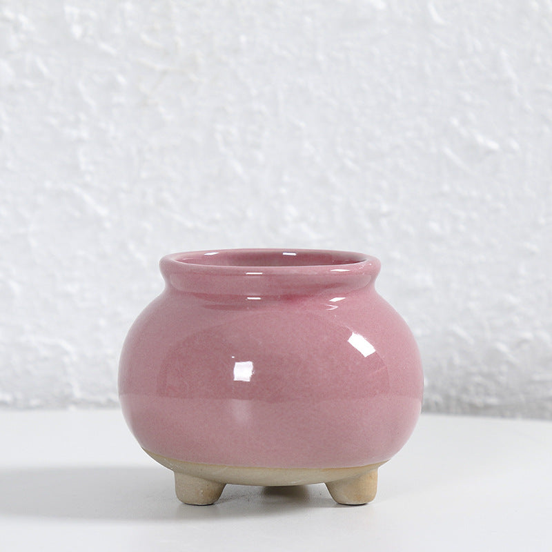 Contemporary Curved Ceramic Vase Stornfeild