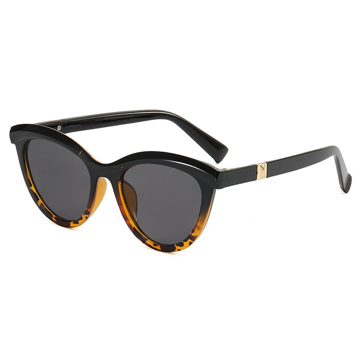 Ladies elegant Cat-Eye sunglasses with stylish metal frame Stornfield