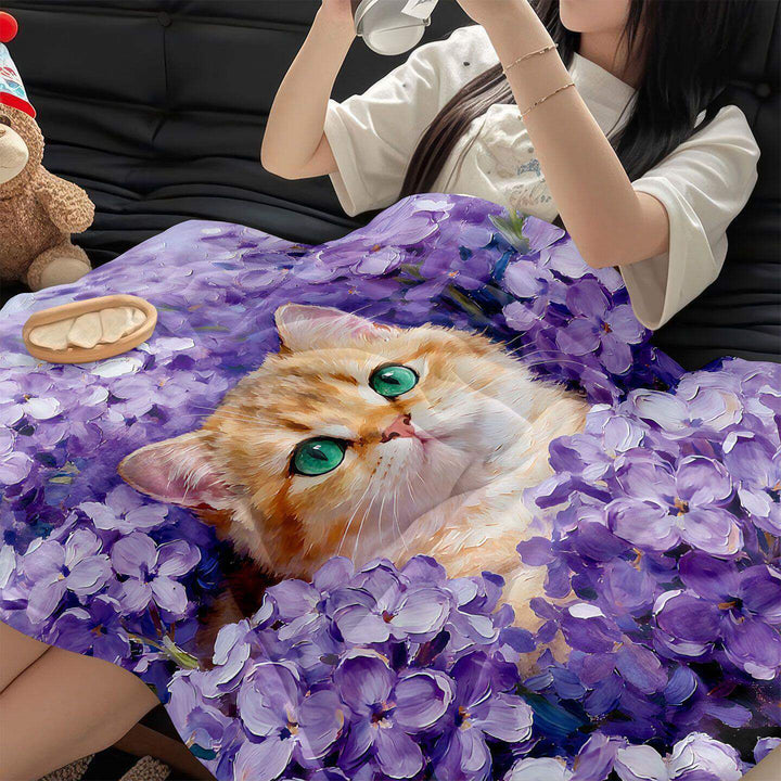 Plush Cat-Themed Throw Blanket