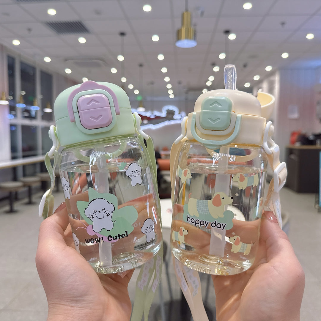 Women's creative drinking bottle with ergonomic lid Stornfield