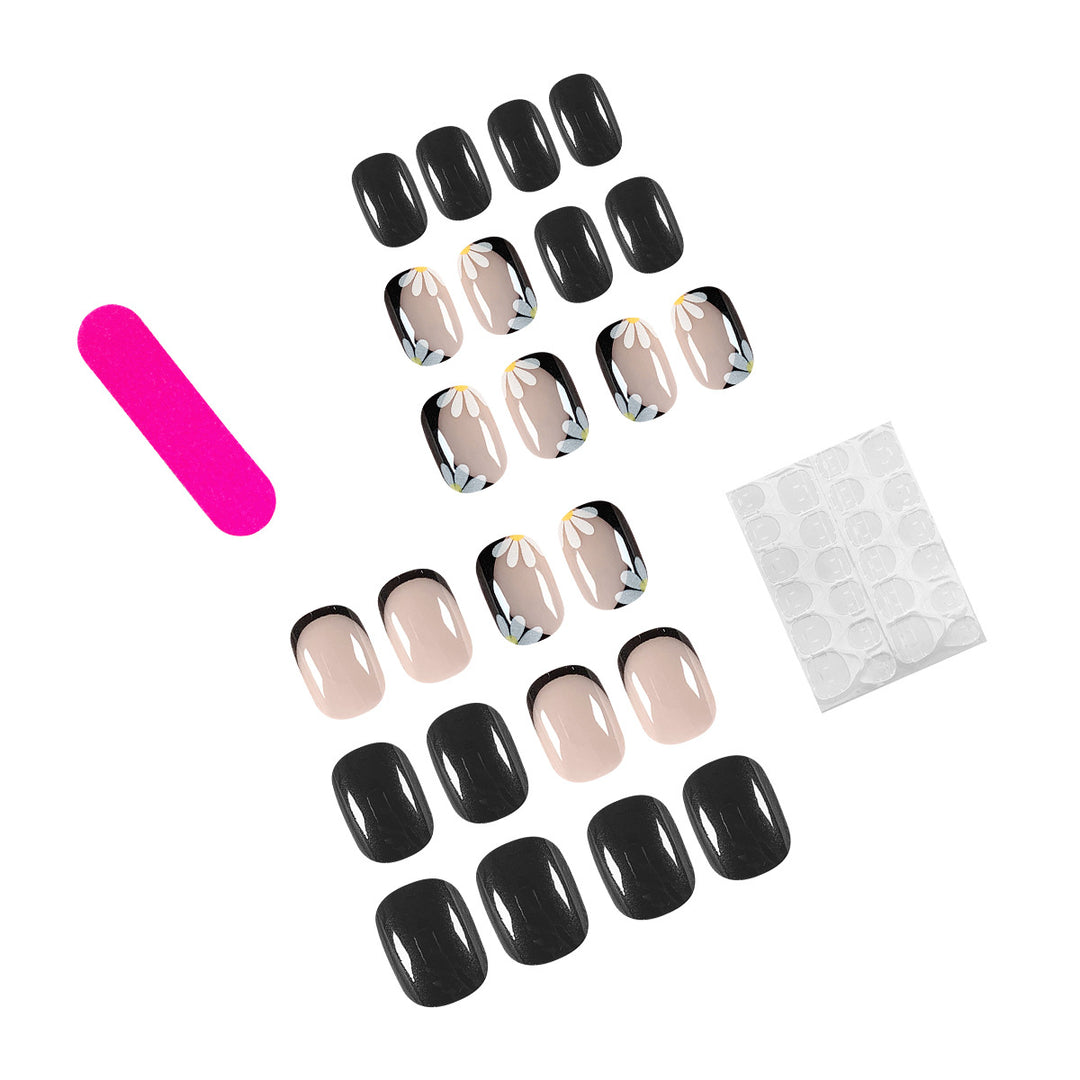 Elegant and creative nail art Stornfield