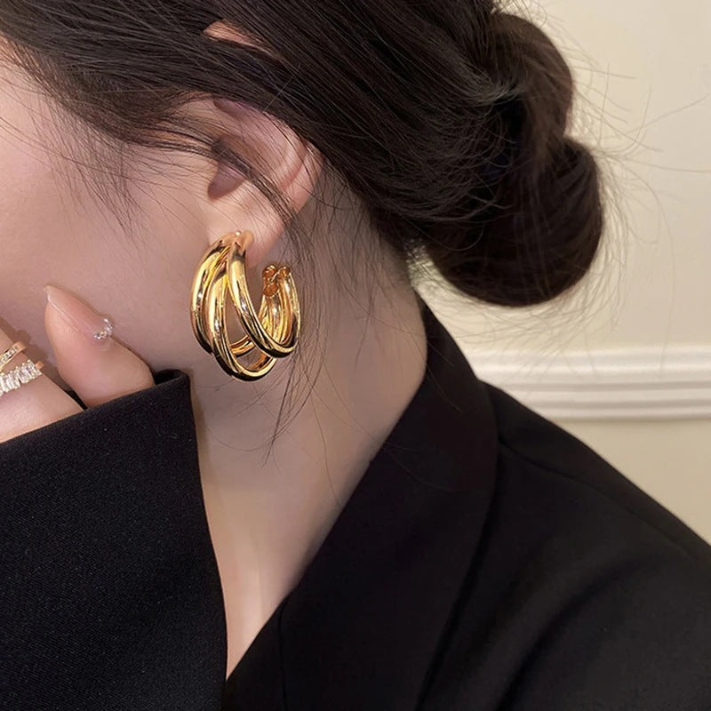 Fashionable Hoop Earrings Made of High-Quality, Polished Metal Stornfield