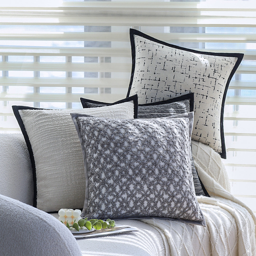 Decorative cushion with modern line pattern