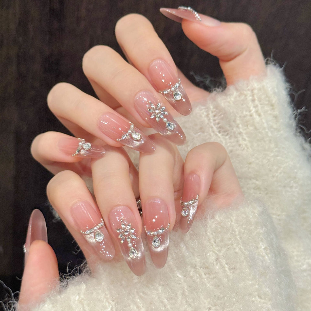 Elegant Press-On Nail Design Set with Floral and Gem Accents