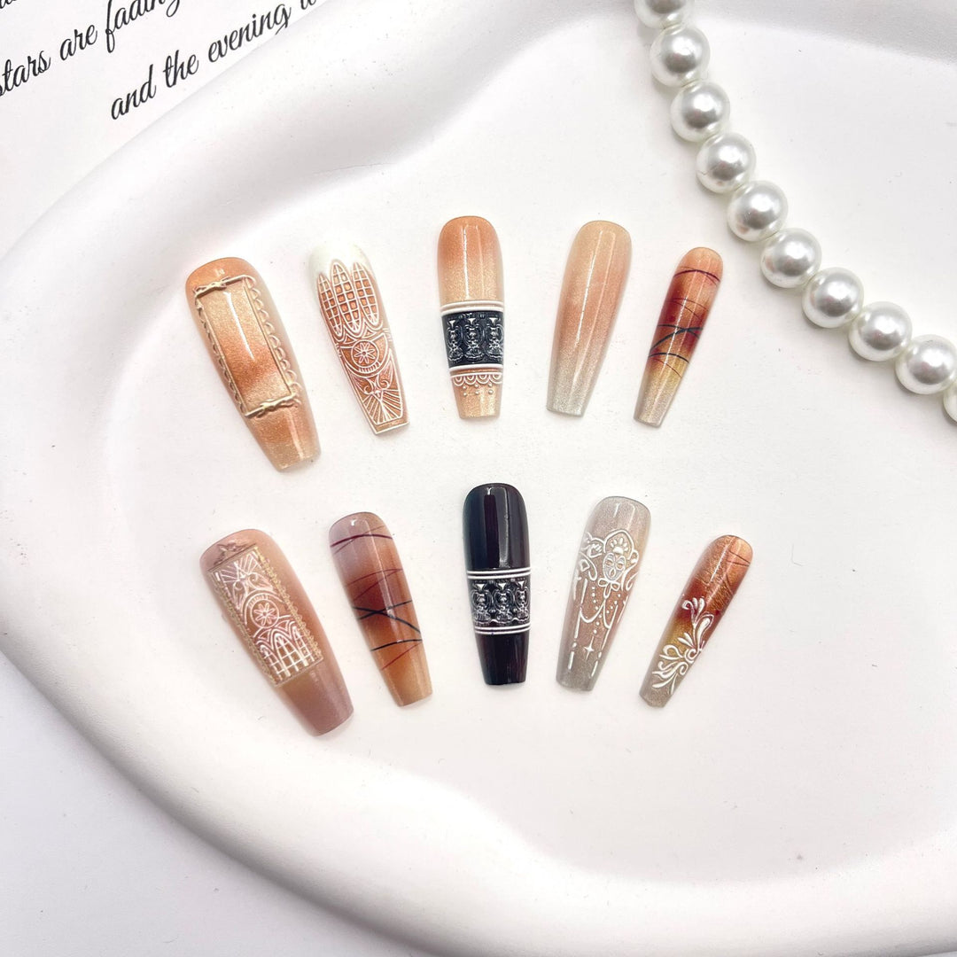 Decorative Press-On Nail Art Set with Elegant Patterns