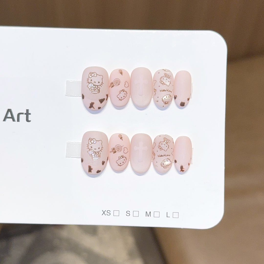 Nail art set with playful Hello Kitty motif Stornfield