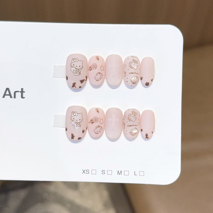 Nail art set with playful Hello Kitty motif Stornfield