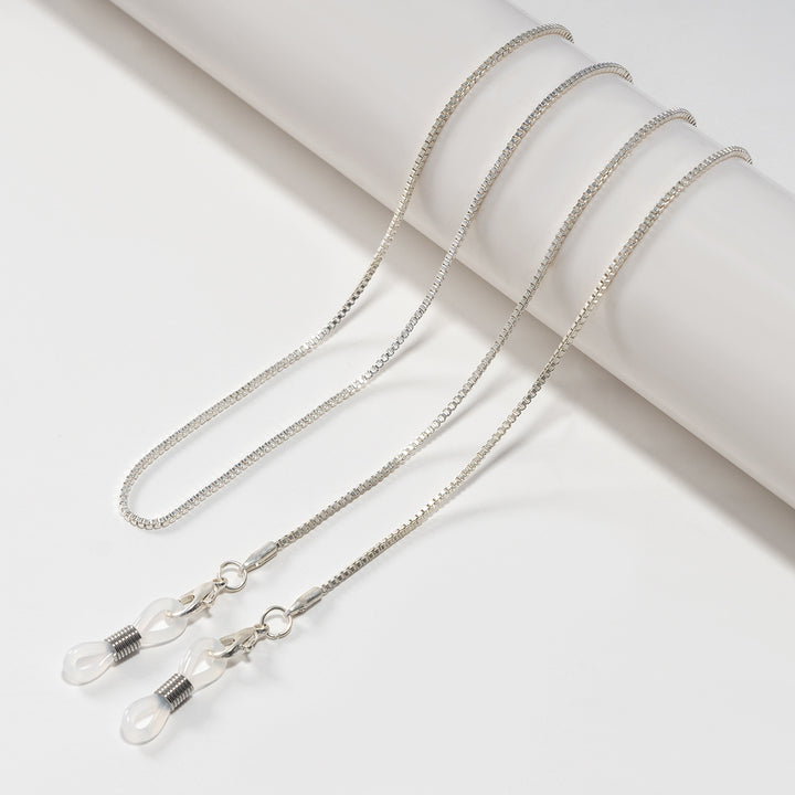 Minimalist Eyewear Chain Stornfield