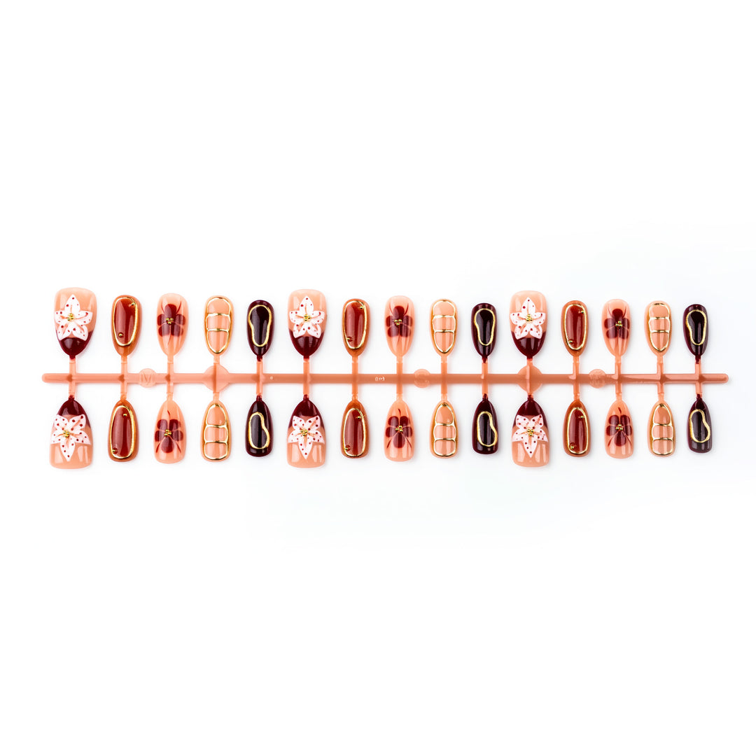 Artistic Floral Decorated Press-On Nail Set Stornfield