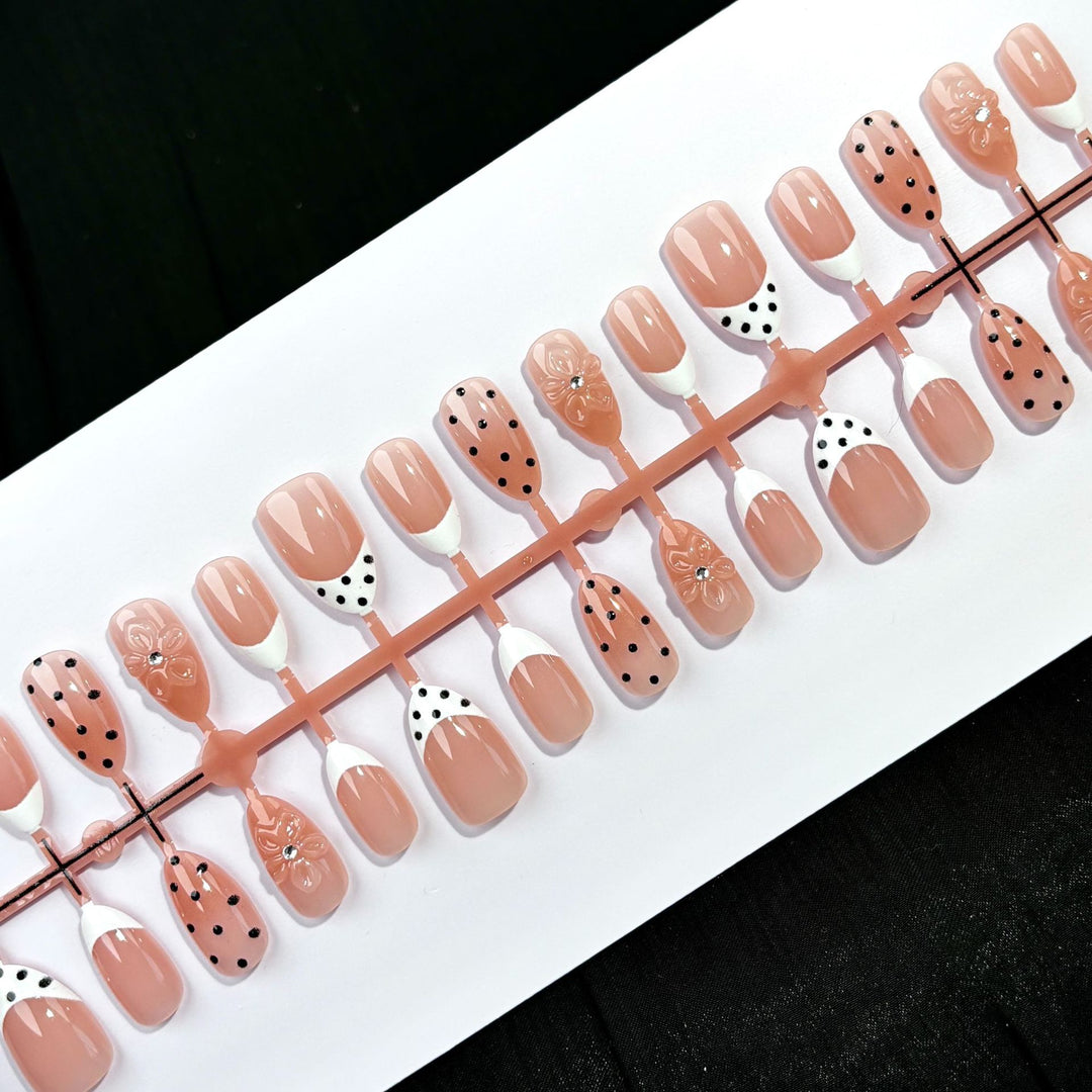 Elegant Decorative Nail Art Tips