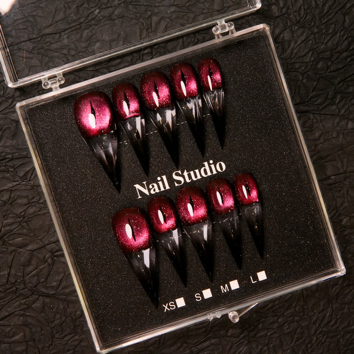 Glamorous Press-On Nail Tips