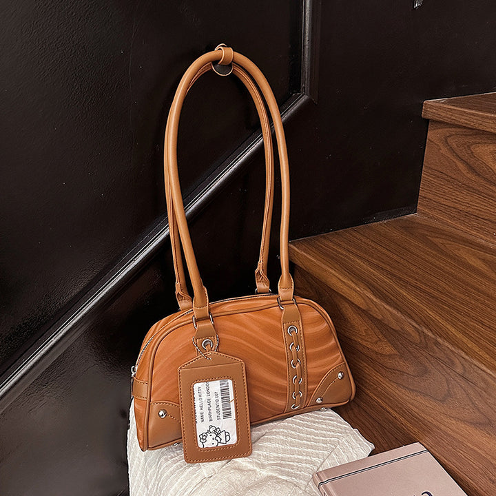 Vintage-Inspired Quilted Handbag