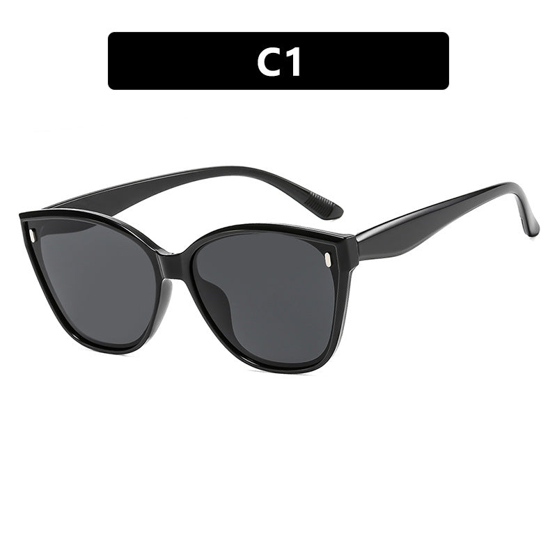 Women Cat-Eye Sunglasses with protective UV filter and stylish Frame Stornfield