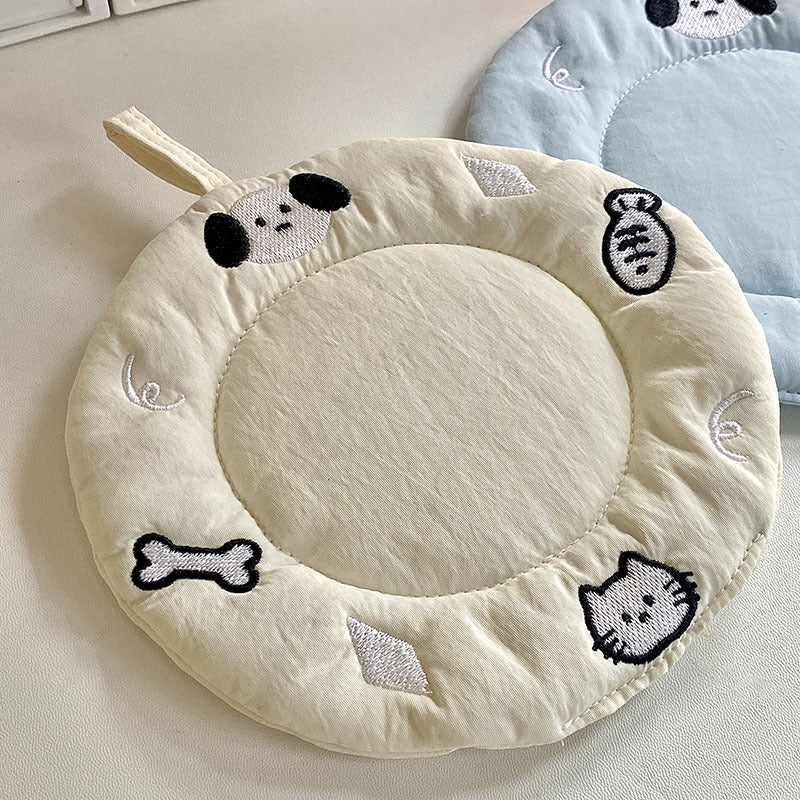 Cozy animal cushion with playful design Stornfield