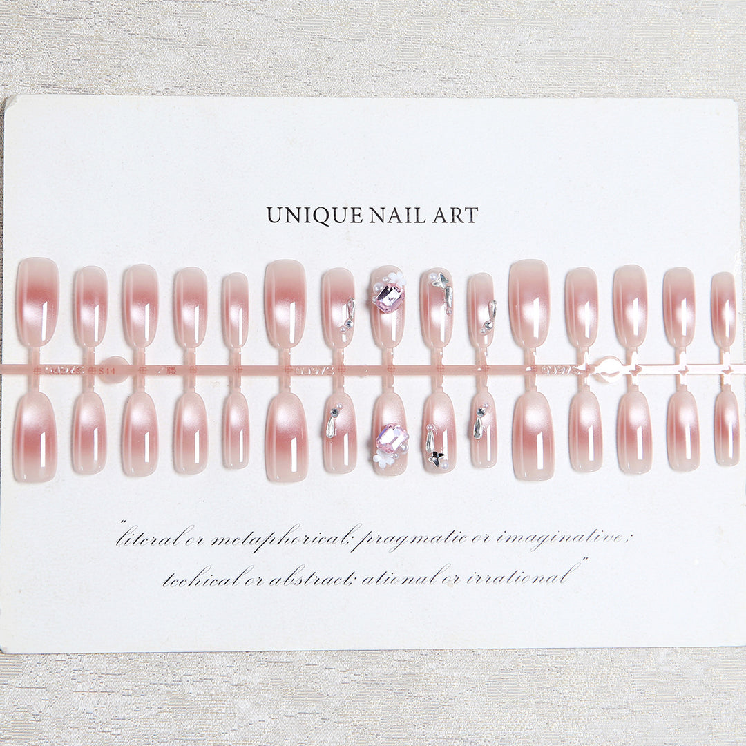Nail art set with glamorous 3D applications and elegant floral decorations Stornfield