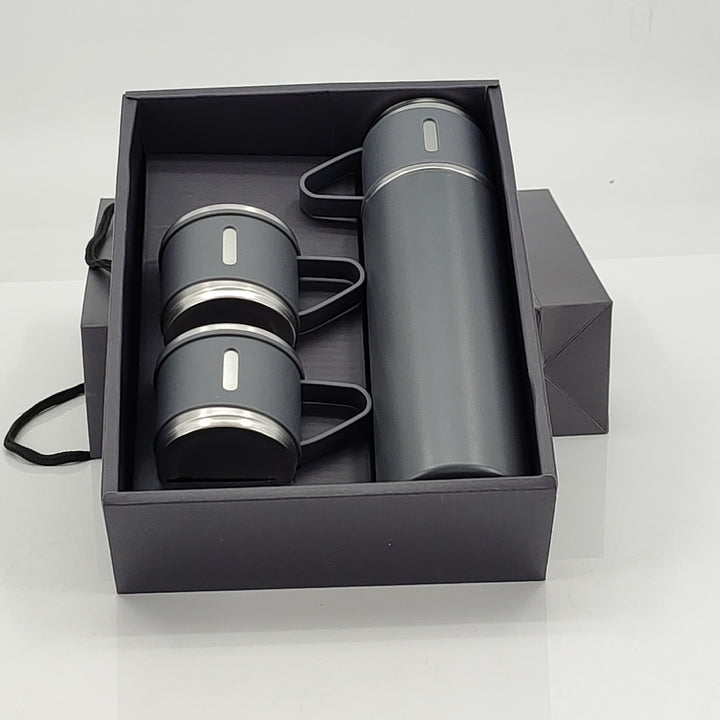 Ladies insulated bottle with integrated cups Stornfield