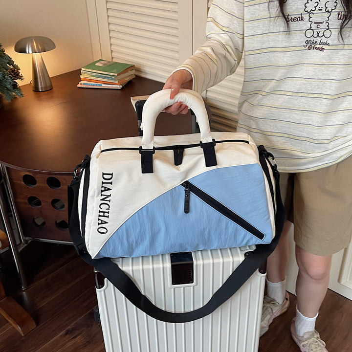 Sporty travel bag with various compartments and durable material Stornfield