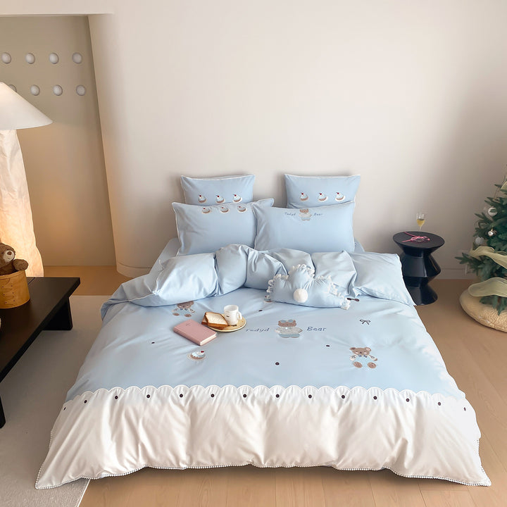 Children's Embroidered Teddy Cotton-Blend Duvet Cover Set with Scalloped Edge & Pom-Pom Cloud Pillow