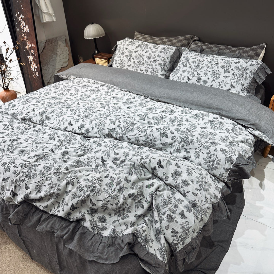 Floral Ruffled Linen-Blend Duvet Cover Set with Ruffle-Trim Shams