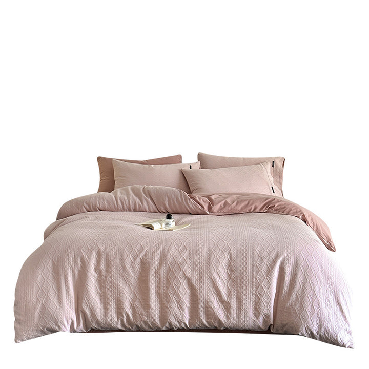 Reversible bedding set with fine cable pattern jacquard texture