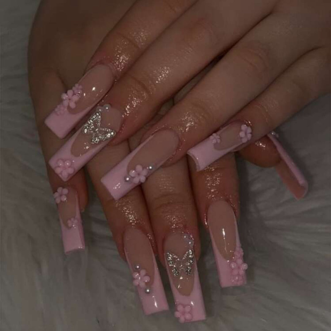 Artificial nail set with romantic butterfly and flower decorations Stornfield