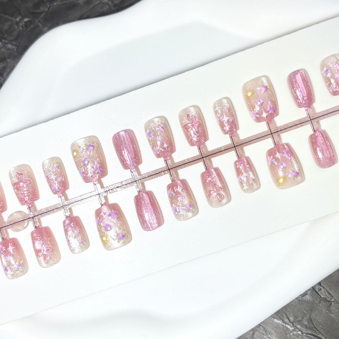 Floral Decorated Press-On Nail Art Set