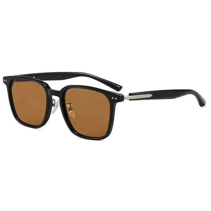 Women’s retro-inspired sunglasses in modern tortoiseshell pattern Stornfield