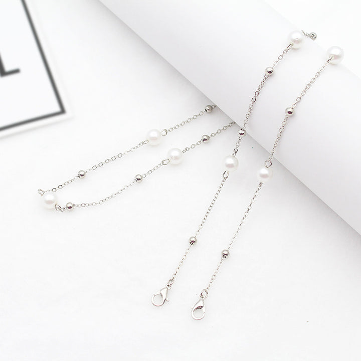 Elegant Pearl-Linked Eyewear Chain Stornfield