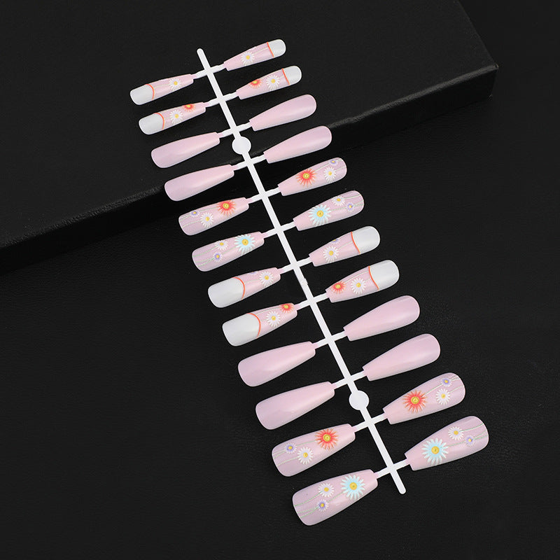 Luxury style artificial nails with intricate decorations Stornfield
