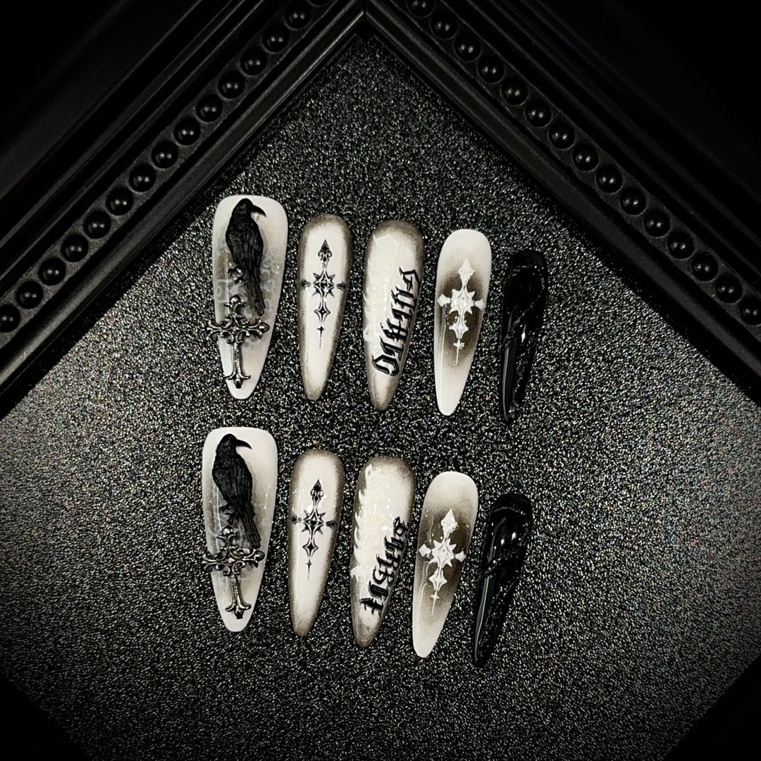 Gothic-Inspired Press-On Nail Art Set