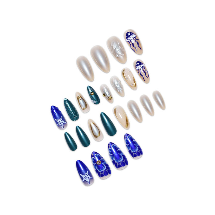 Artistic Beach-Inspired Press-On Nail Art Stornfield